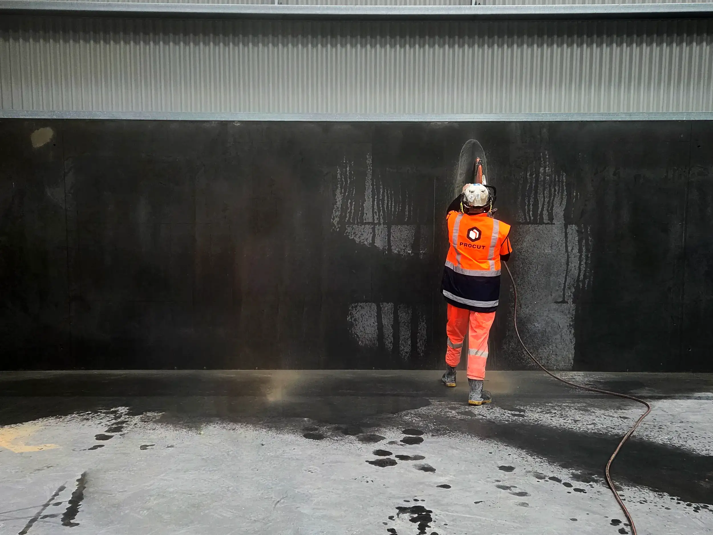 ProCut specialist cutting concrete on site